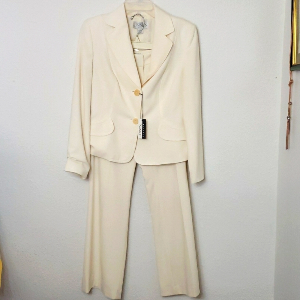 Women's Casual Corner suit